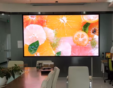 IP43 Fws Cardboard, Wooden Carton, Flight Case Foldable LED Display Screen